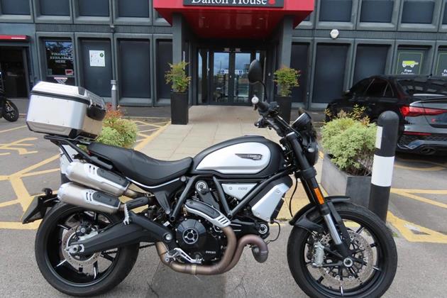 DUCATI SCRAMBLER 1100