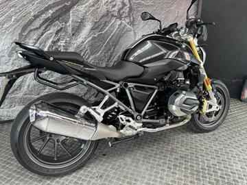 BMW R1200R