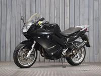 BMW F800ST