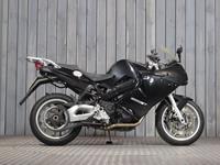 BMW F800ST