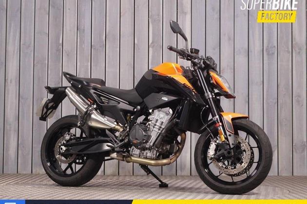 KTM 890 DUKE