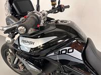 TRIUMPH TIGER 900