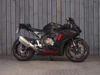 HONDA CBR1000RR FIREBLADE