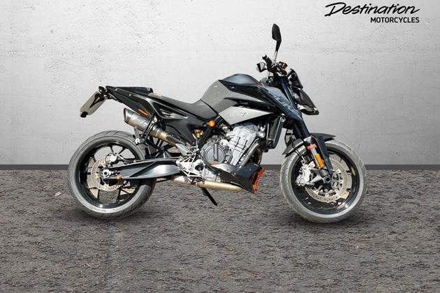 KTM 890 DUKE