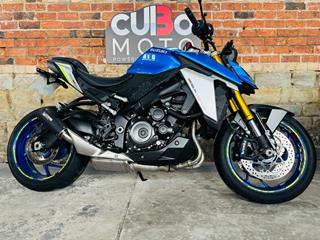 SUZUKI GSX-S1000 