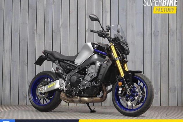 YAMAHA MT-09