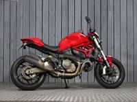 DUCATI MONSTER 821