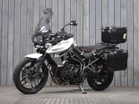 TRIUMPH TIGER 800