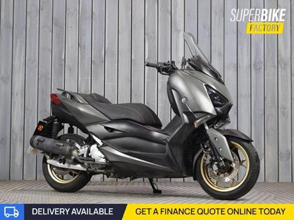 YAMAHA XMAX 125