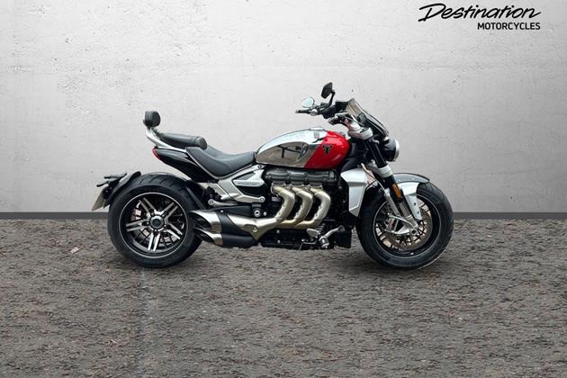 TRIUMPH ROCKET III GT