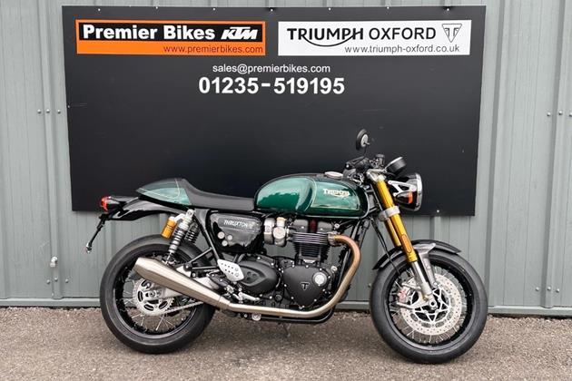 TRIUMPH THRUXTON 1200