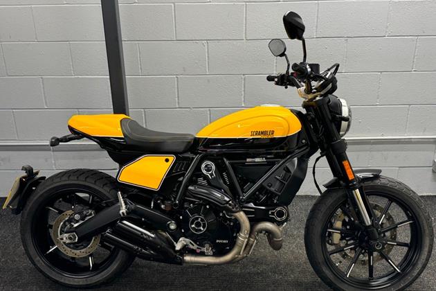 DUCATI SCRAMBLER 800