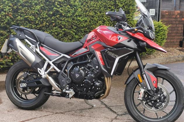 TRIUMPH TIGER 900 GT PRO