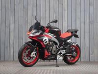 APRILIA TUONO 660