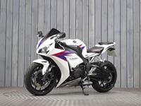 HONDA CBR1000RR FIREBLADE