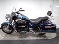 TRIUMPH ROCKET III TOURING