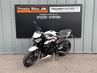 TRIUMPH STREET TRIPLE 765 R