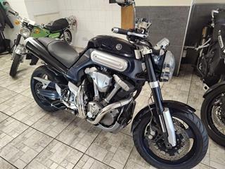 YAMAHA MT-01 