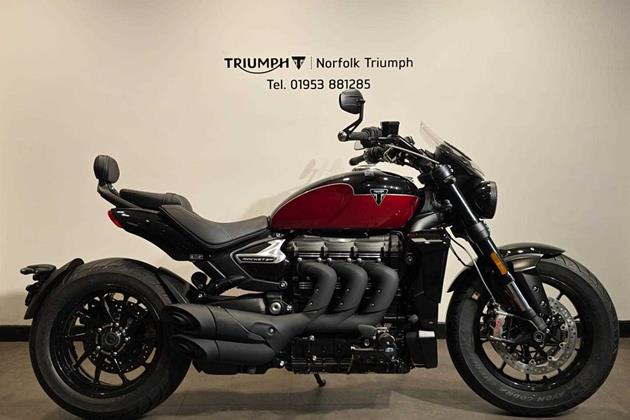 TRIUMPH ROCKET III GT