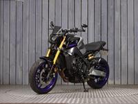 YAMAHA MT-09