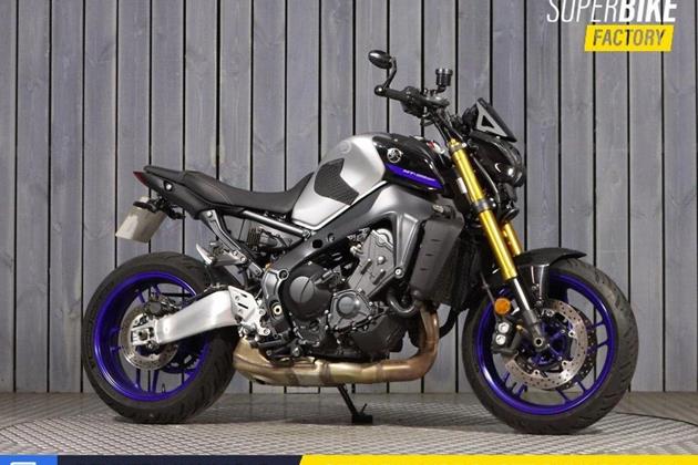 YAMAHA MT-09