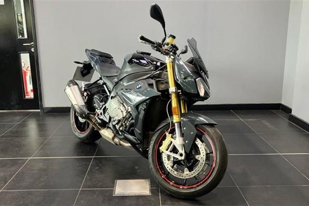 BMW S1000R