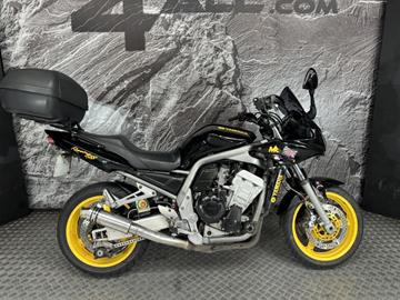 YAMAHA FZS1000 FAZER