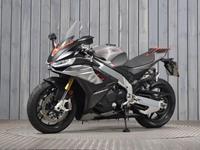 APRILIA RSV4