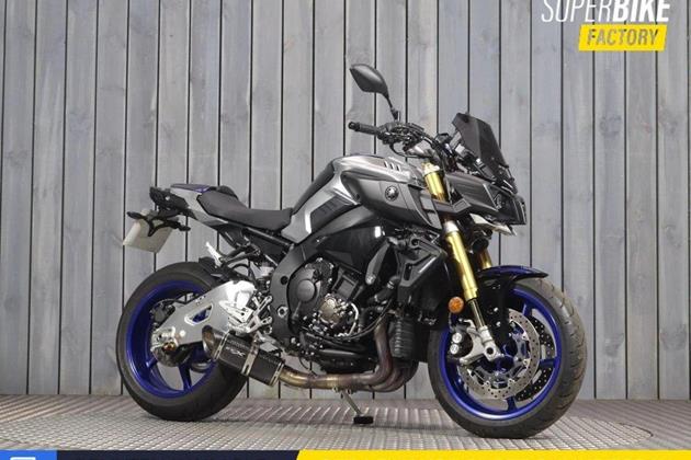 YAMAHA MT-10