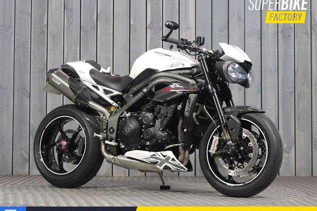 TRIUMPH SPEED TRIPLE 1050 RS