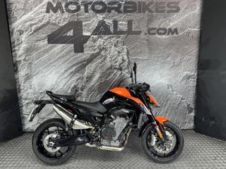 KTM 890 DUKE 