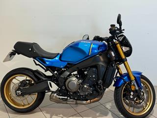 YAMAHA XSR900 