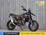 690 SUPERMOTO 