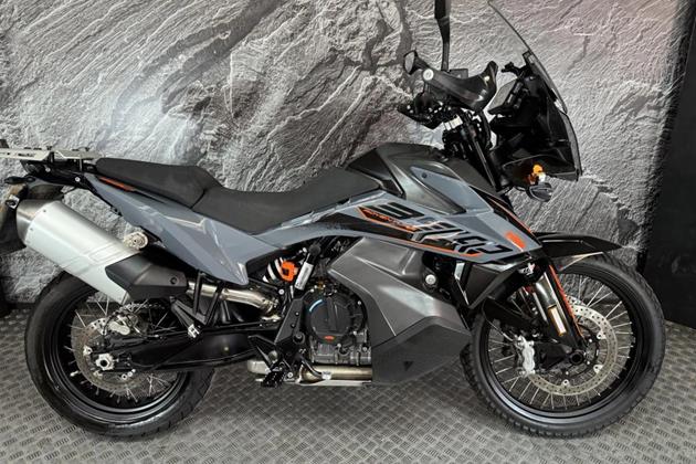 KTM 890 ADVENTURE