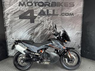 KTM 890 ADVENTURE 