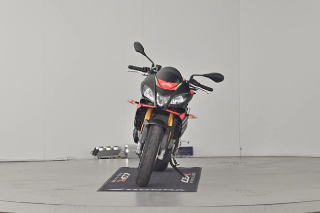 APRILIA TUONO V4 1100 FACTORY