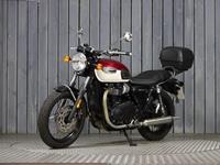 TRIUMPH BONNEVILLE T100