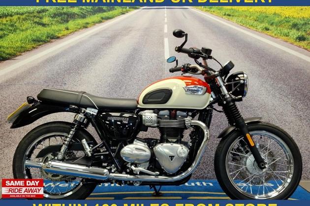 TRIUMPH BONNEVILLE T100