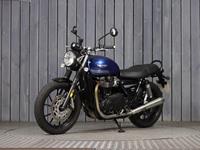 TRIUMPH STREET TWIN