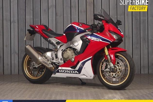 HONDA CBR1000RR FIREBLADE