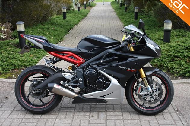 TRIUMPH DAYTONA 675