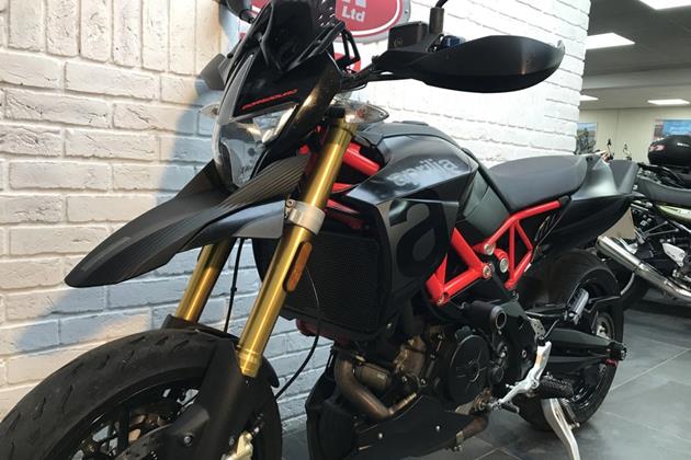 APRILIA DORSODURO 900