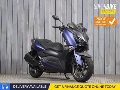 YAMAHA XMAX 300