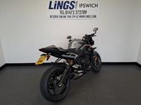 TRIUMPH STREET TRIPLE 765 RS