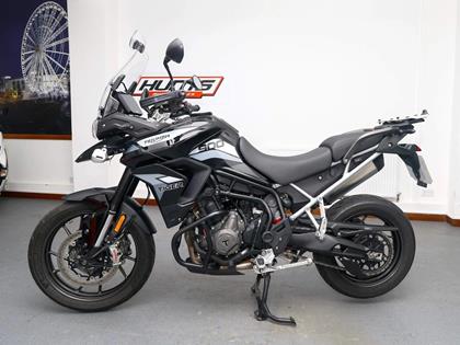 TRIUMPH TIGER 900