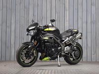 TRIUMPH SPEED TRIPLE 1050