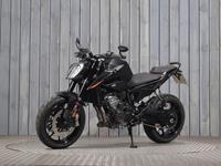 KTM 890 DUKE