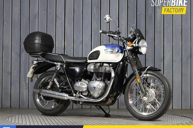 TRIUMPH BONNEVILLE T100