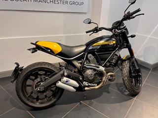 DUCATI SCRAMBLER 800 