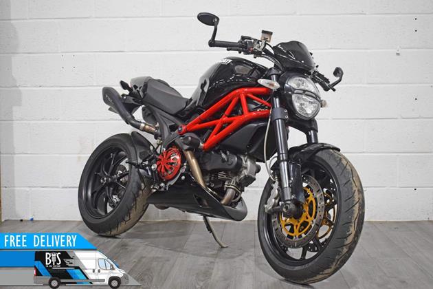 DUCATI MONSTER 1100S